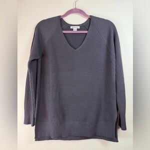 Athleta Hanover V Neck Knit Sweater Dusk Violet Purple Small